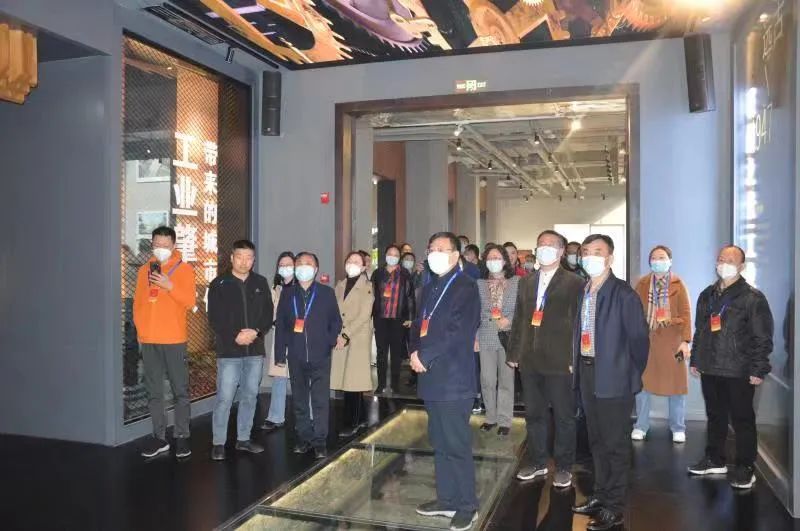 区政协常委会集体视察城市更新重点项目建设